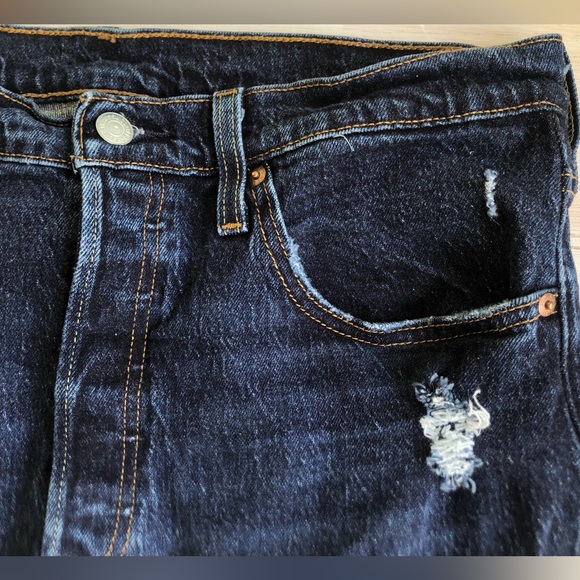 Women’s High Waist Levi’s Button Fly Jeans - Picture 2 of 12